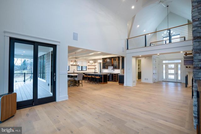 373 W CRESTVIEW AVE, Boalsburg, PA 16827