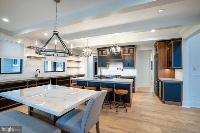 373 W CRESTVIEW AVE, Boalsburg, PA 16827