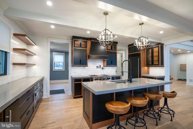 373 W CRESTVIEW AVE, Boalsburg, PA 16827