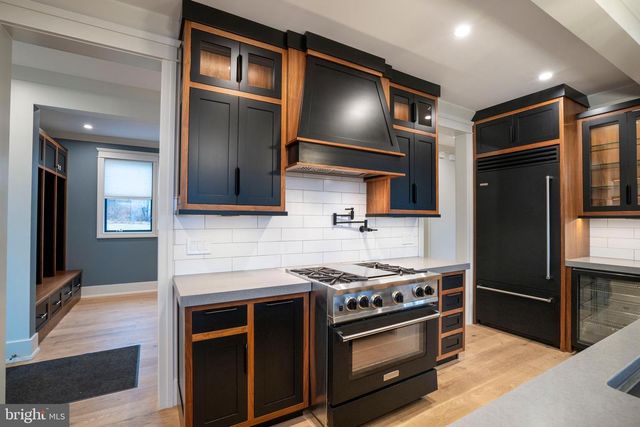 373 W CRESTVIEW AVE, Boalsburg, PA 16827