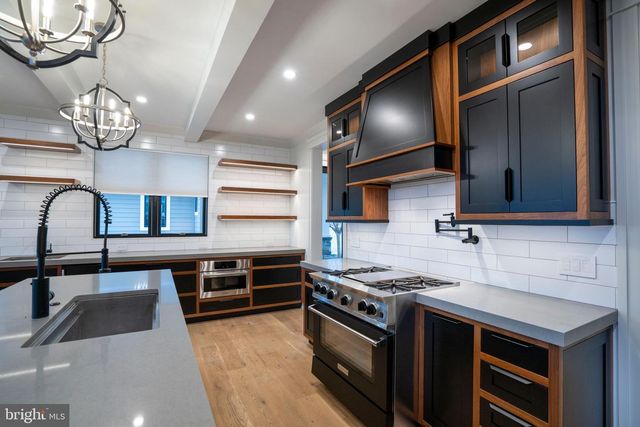 373 W CRESTVIEW AVE, Boalsburg, PA 16827