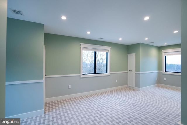 373 W CRESTVIEW AVE, Boalsburg, PA 16827