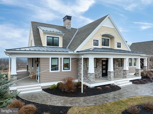 373 W CRESTVIEW AVE, Boalsburg, PA 16827