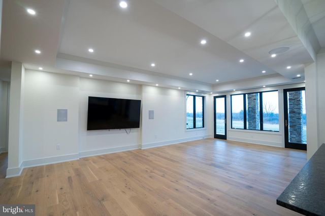 373 W CRESTVIEW AVE, Boalsburg, PA 16827