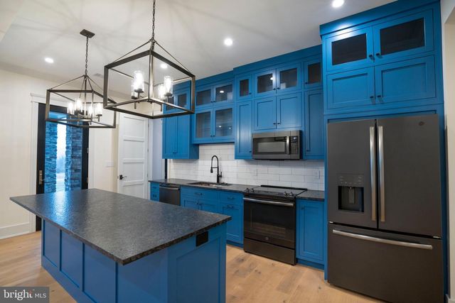 373 W CRESTVIEW AVE, Boalsburg, PA 16827