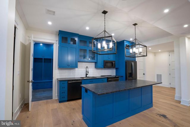 373 W CRESTVIEW AVE, Boalsburg, PA 16827