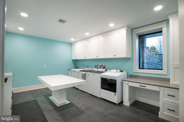 373 W CRESTVIEW AVE, Boalsburg, PA 16827