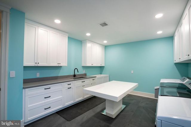 373 W CRESTVIEW AVE, Boalsburg, PA 16827