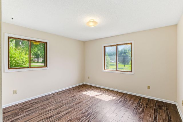 8642 S Maplebrook Circle, Brooklyn Park, MN 55445