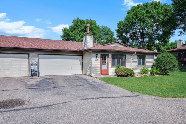 8642 S Maplebrook Circle, Brooklyn Park, MN 55445