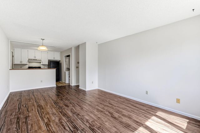 8642 S Maplebrook Circle, Brooklyn Park, MN 55445