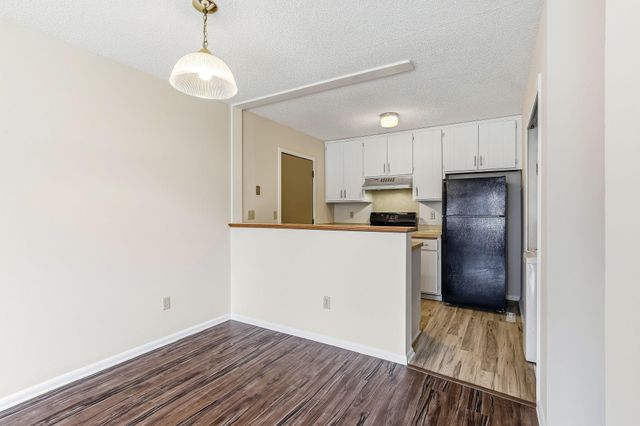 8642 S Maplebrook Circle, Brooklyn Park, MN 55445