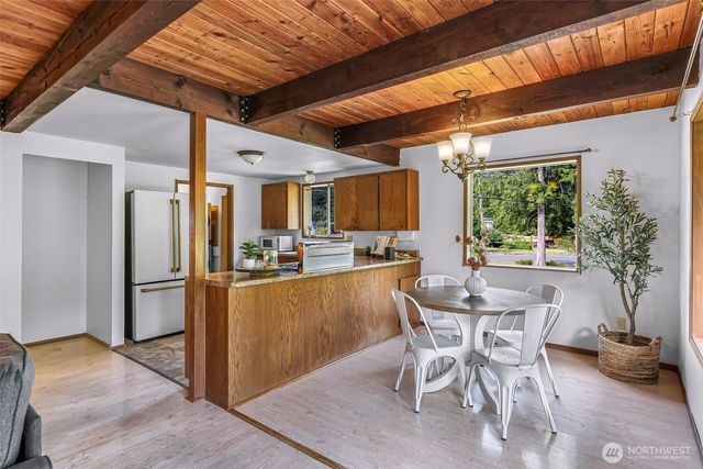 1131 Deep Valley Drive, Maple Falls, WA 98266