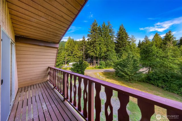 1131 Deep Valley Drive, Maple Falls, WA 98266