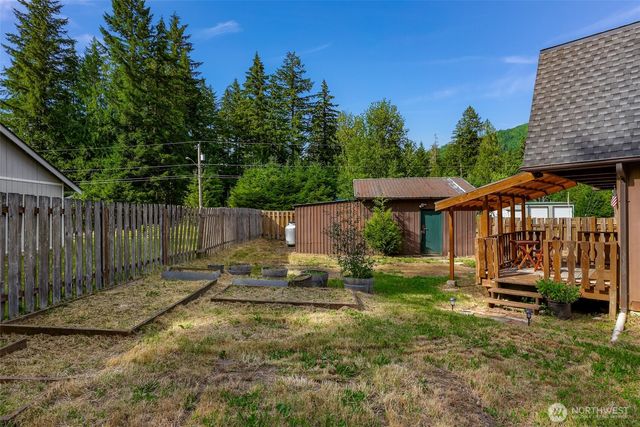 1131 Deep Valley Drive, Maple Falls, WA 98266