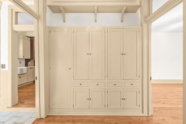 722 S Main Street, Independence, MO 64050