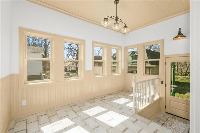 722 S Main Street, Independence, MO 64050