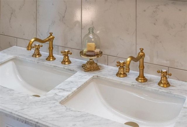 722 S Main Street, Independence, MO 64050