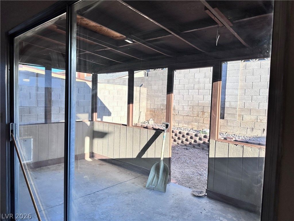 Image 12 of property listing at 6641 Fredonia Drive, Las Vegas, NV 89108