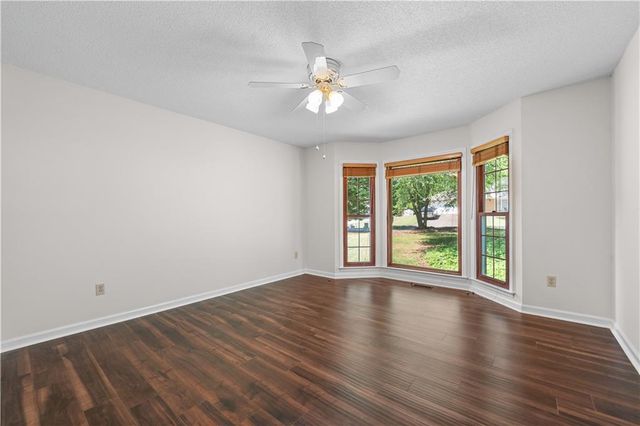 1320 Willow Tree Drive, Woodstock, GA 30188