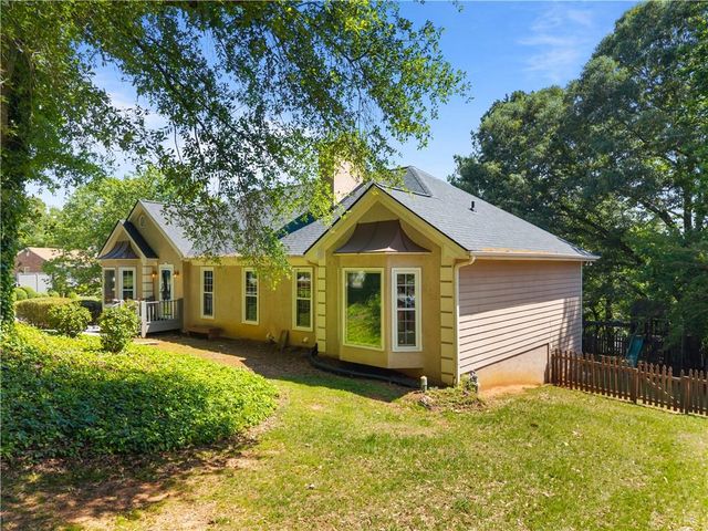 1320 Willow Tree Drive, Woodstock, GA 30188