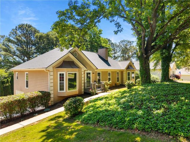 1320 Willow Tree Drive, Woodstock, GA 30188