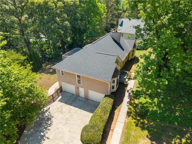 1320 Willow Tree Drive, Woodstock, GA 30188