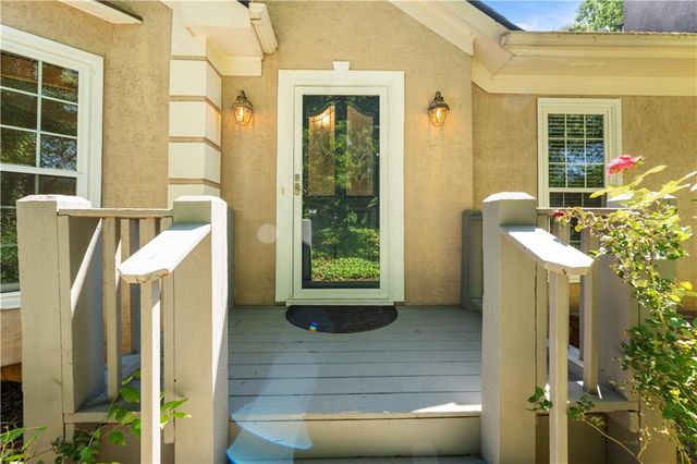 1320 Willow Tree Drive, Woodstock, GA 30188