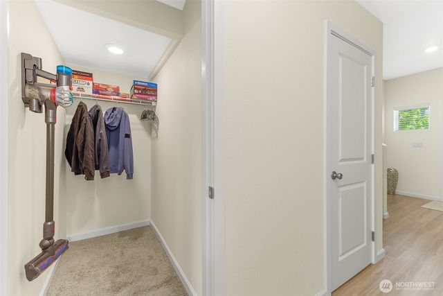1228 W 16TH Avenue, La Center, WA 98629