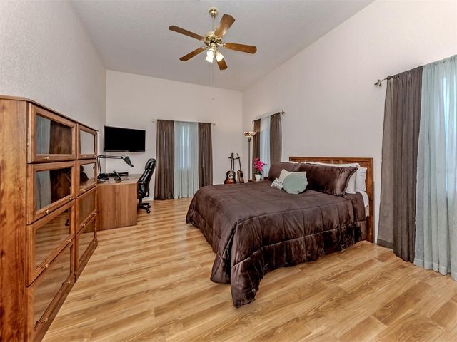 897 COLONIAL ROAD, Venice, FL 34293