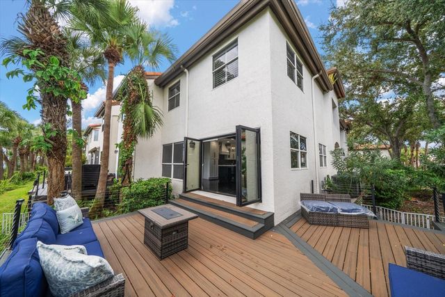 1123 SHIPWATCH CIRCLE, Tampa, FL 33602