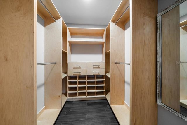 1123 SHIPWATCH CIRCLE, Tampa, FL 33602