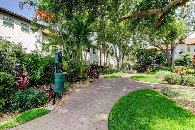 1123 SHIPWATCH CIRCLE, Tampa, FL 33602