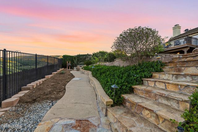 490 Peter Place, Simi Valley, CA 93065