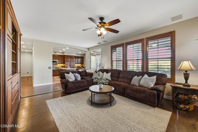 490 Peter Place, Simi Valley, CA 93065