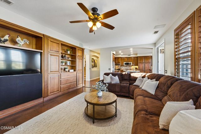 490 Peter Place, Simi Valley, CA 93065