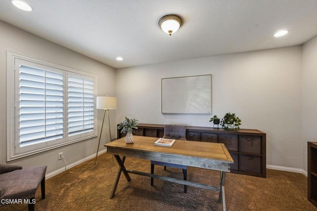 490 Peter Place, Simi Valley, CA 93065