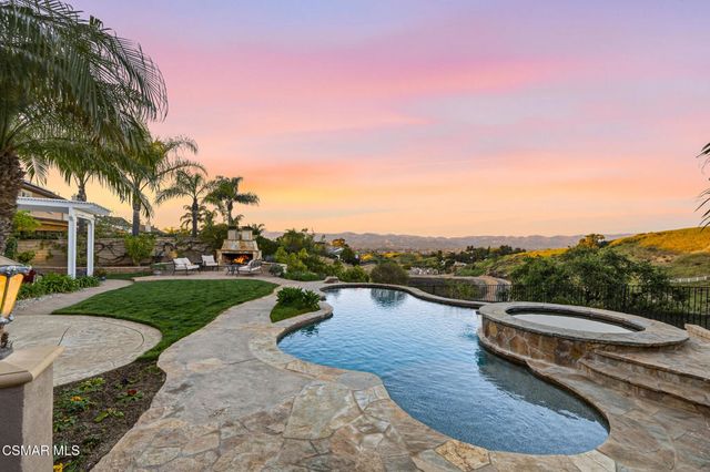 490 Peter Place, Simi Valley, CA 93065