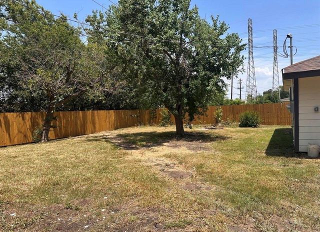 6059 Doulton Drive, Houston, TX 77033