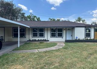 6059 Doulton Drive, Houston, TX 77033