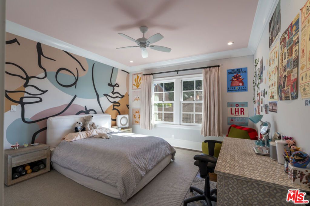 Image 49 of property listing at 934 S Mullen Avenue, Los Angeles, CA 90019