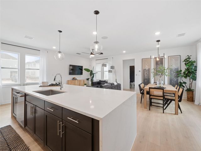 2321 Via Cami Lane, Houston, TX 77051