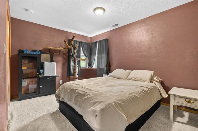 20601 M 140 Highway, South Haven, MI 49090