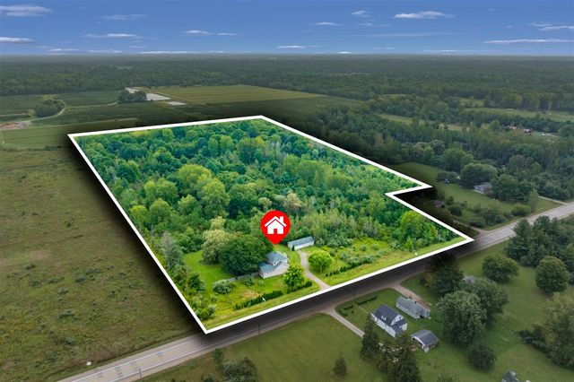 20601 M 140 Highway, South Haven, MI 49090