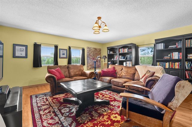 20601 M 140 Highway, South Haven, MI 49090
