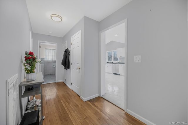 40 Roanoke Avenue, Rye Brook, NY 10573