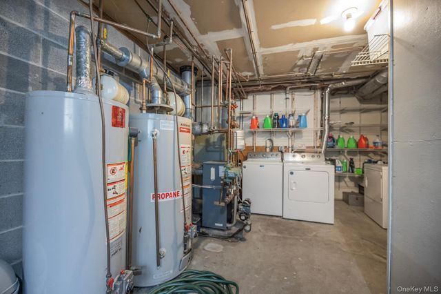 40 Roanoke Avenue, Rye Brook, NY 10573