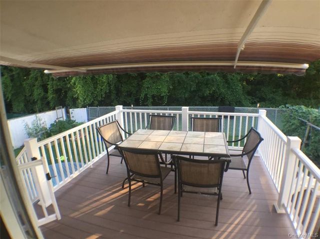 40 Roanoke Avenue, Rye Brook, NY 10573