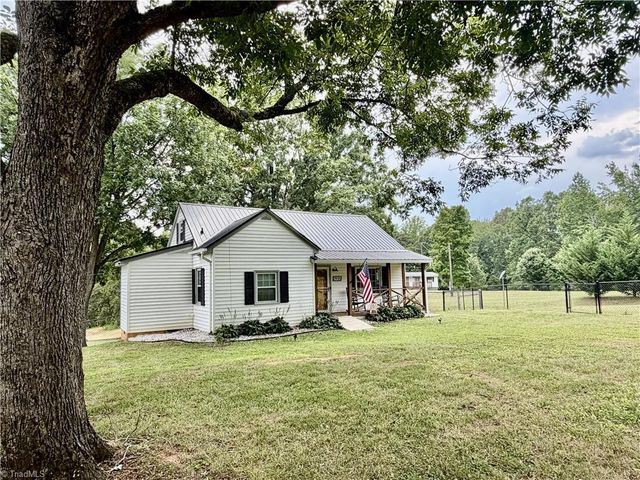 2935 Boones Cave Road, Lexington, NC 27295