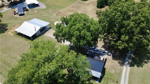 2935 Boones Cave Road, Lexington, NC 27295